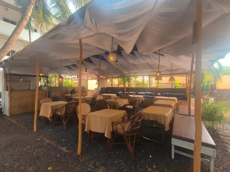 618938523 Mahamukti Yoga School